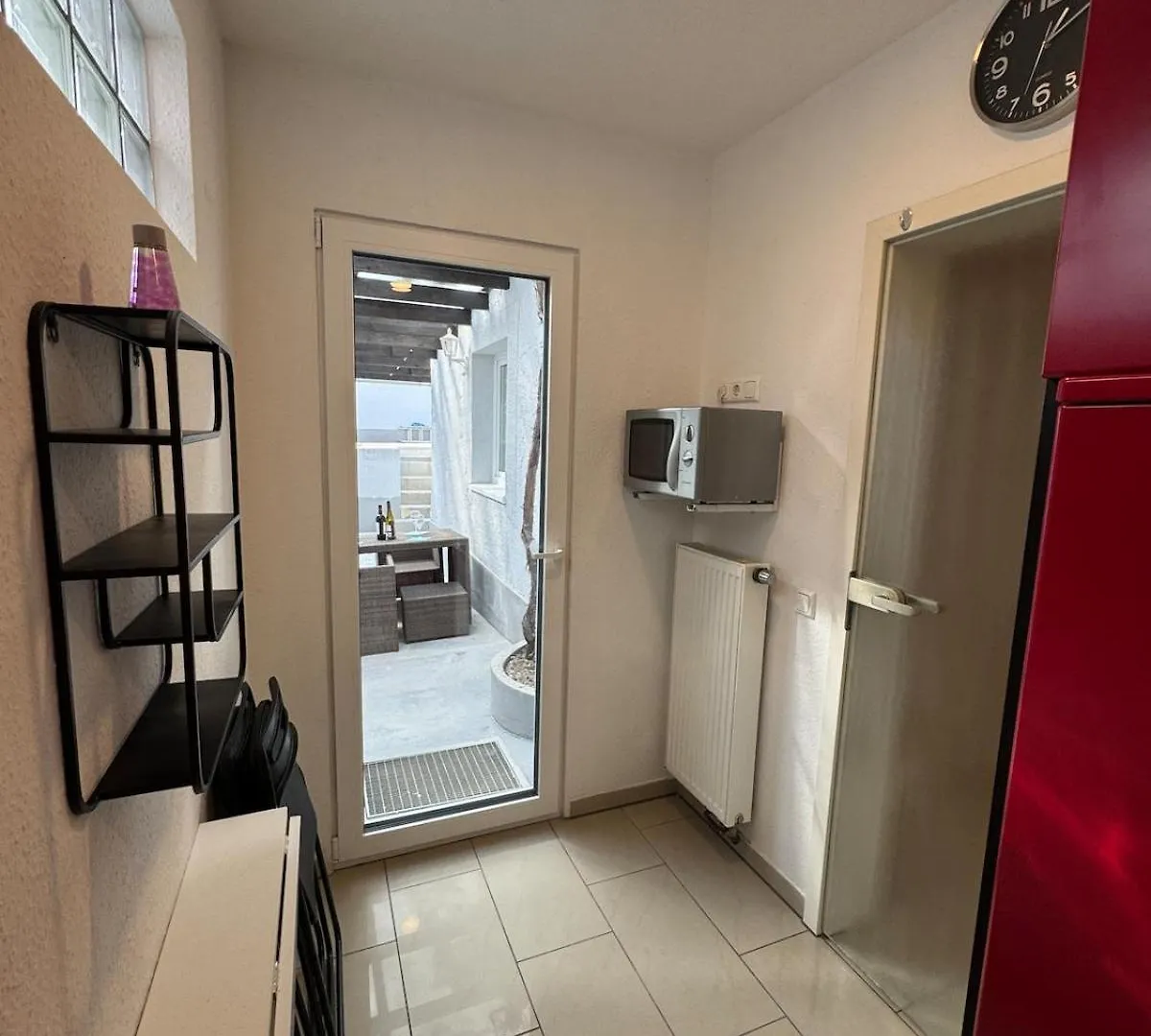 Apartment With Garden & 2 Bathrooms Cologne 0*,
